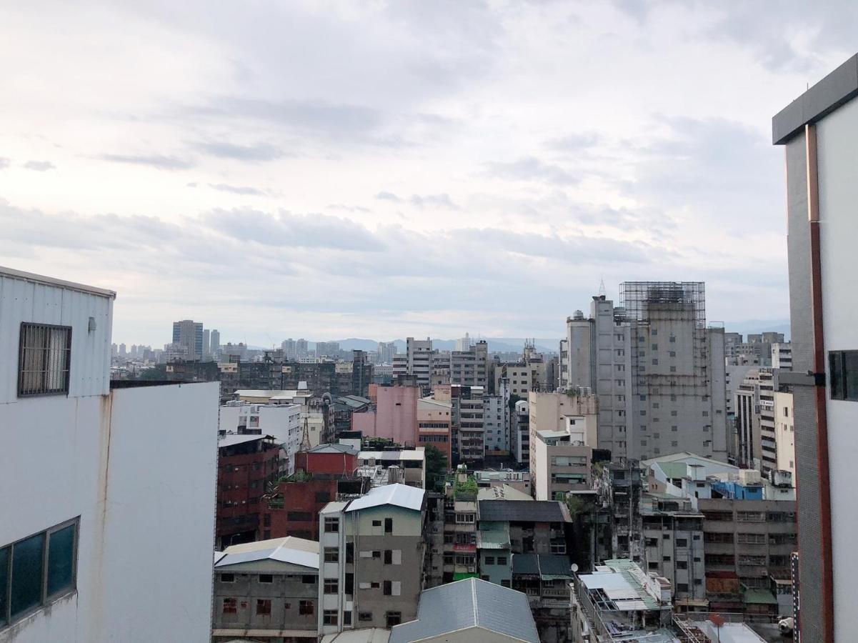 City Center Hotel Đài Trung Ngoại thất bức ảnh