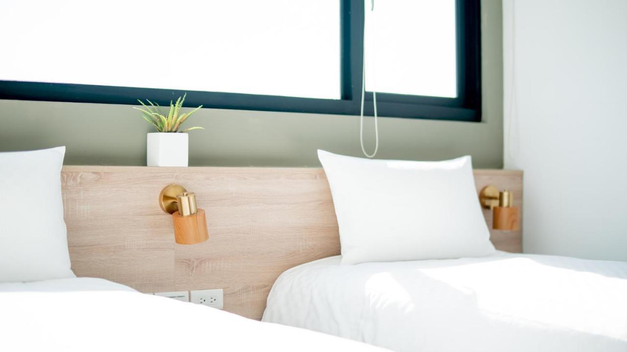 City Center Hotel Đài Trung Ngoại thất bức ảnh