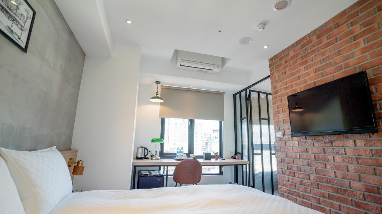 City Center Hotel Đài Trung Ngoại thất bức ảnh