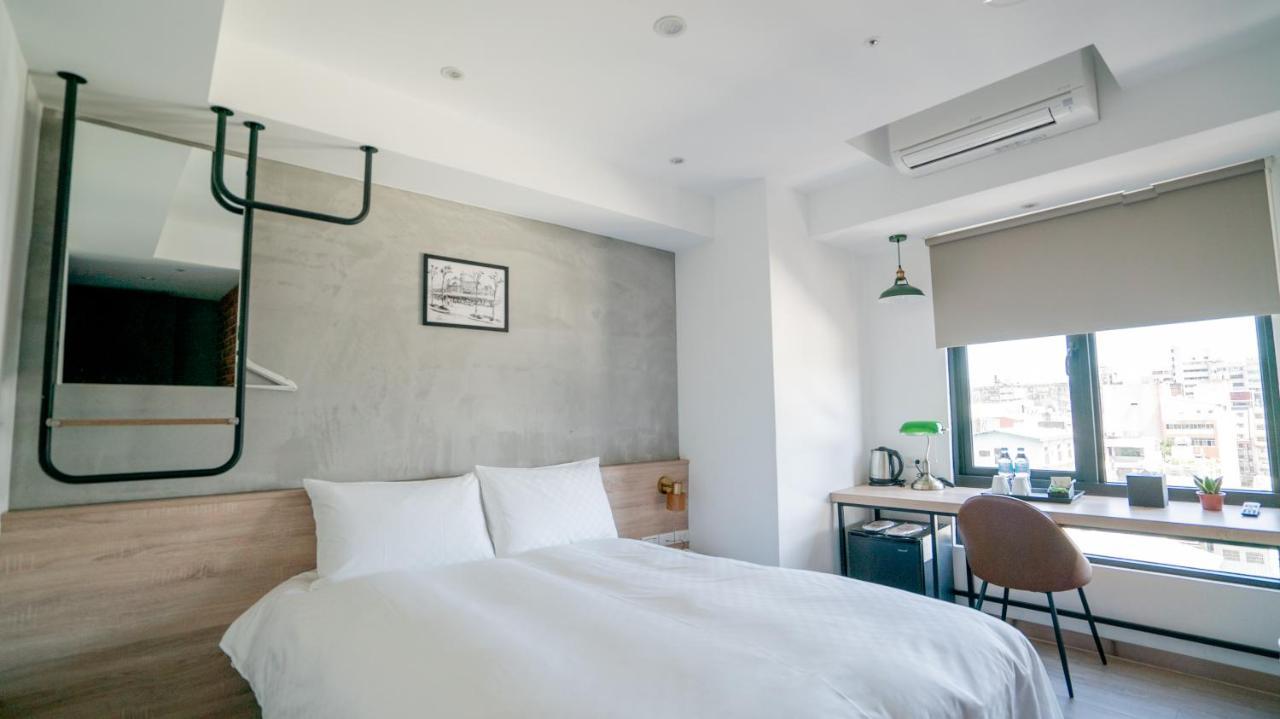 City Center Hotel Đài Trung Ngoại thất bức ảnh