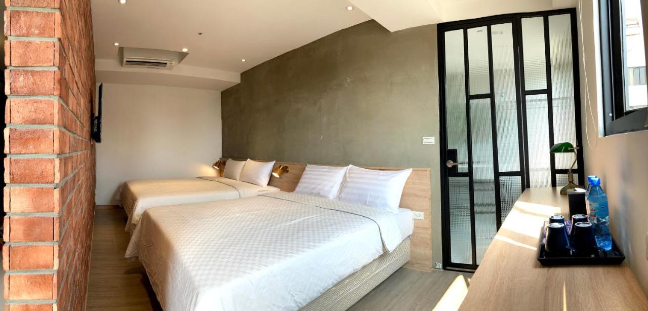 City Center Hotel Đài Trung Ngoại thất bức ảnh