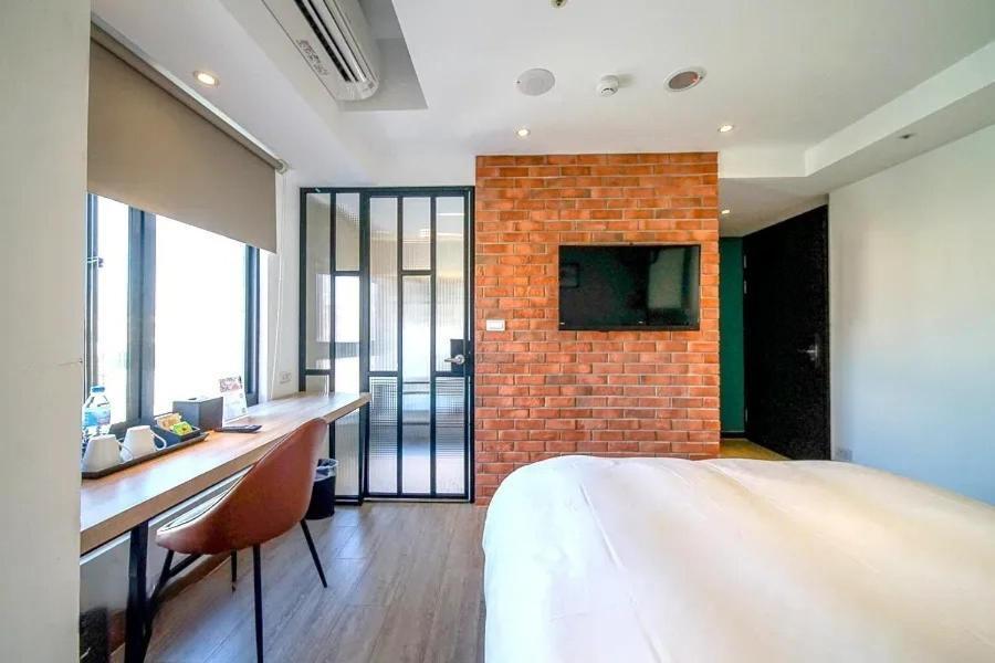 City Center Hotel Đài Trung Ngoại thất bức ảnh